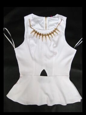 NWT bebe 2b white embellished neck tank top